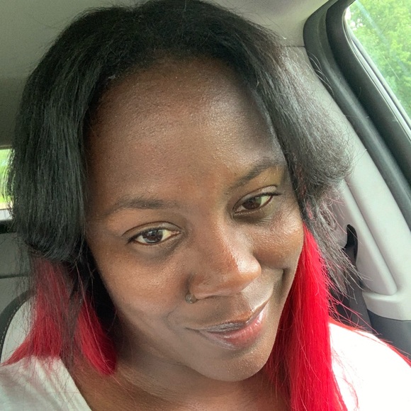 Meet your Posher, Takiyah - Picture 1 of 1